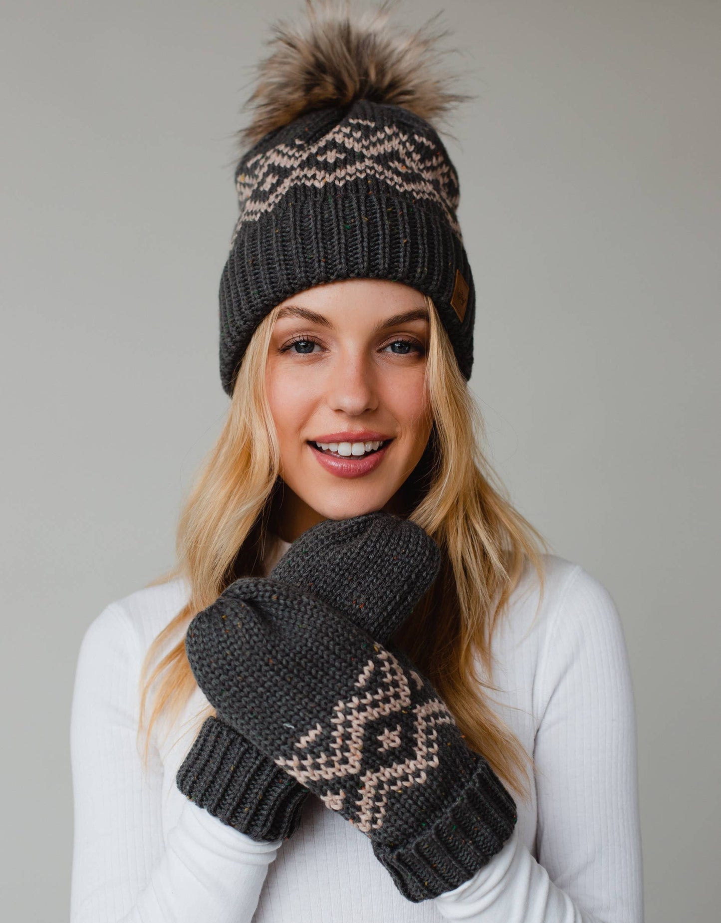 Gray Speckled Patterned Hat