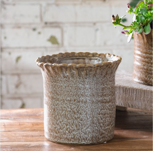 Byron Scalloped Vase