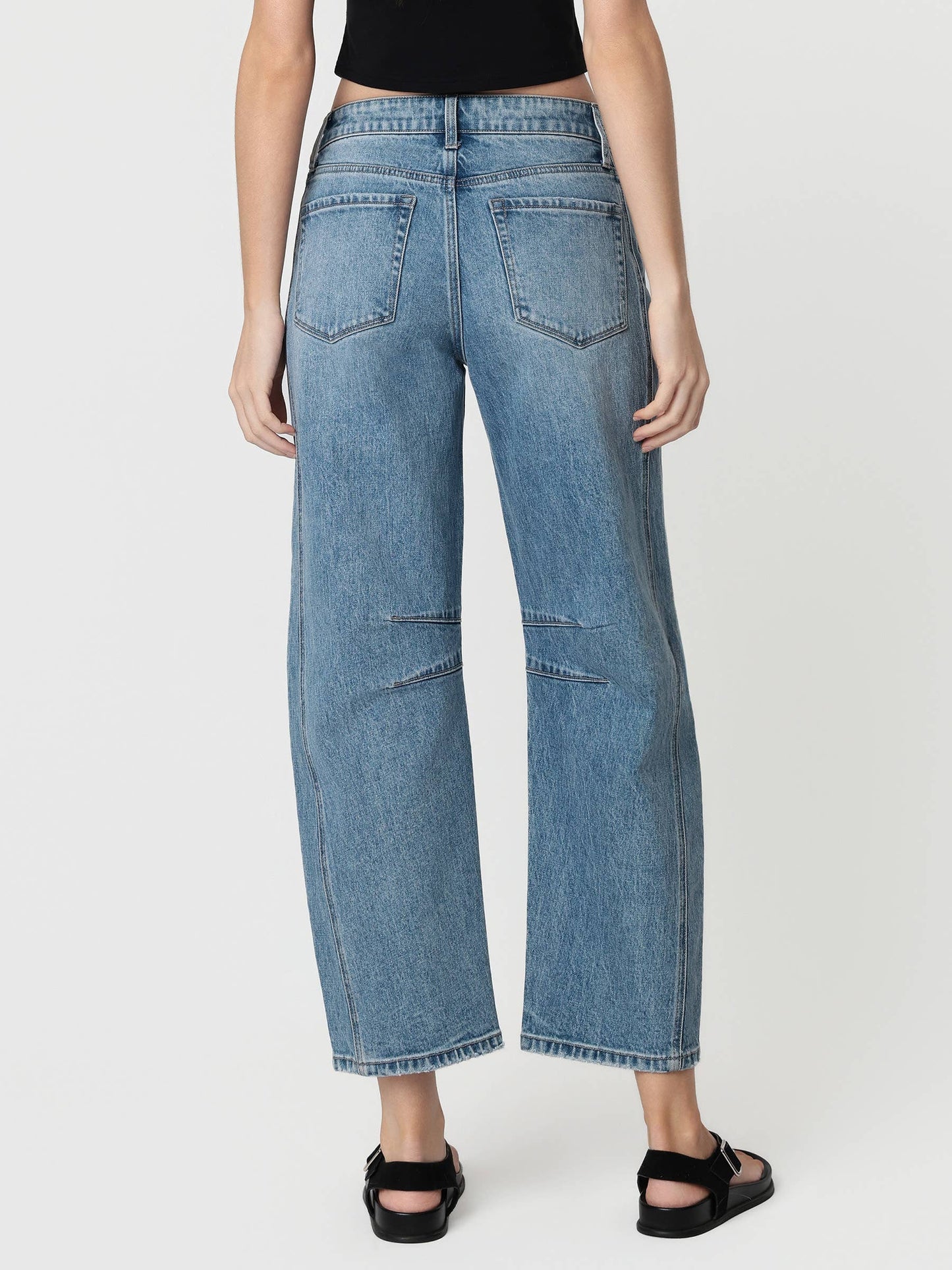 Romie Barrel Leg Jeans