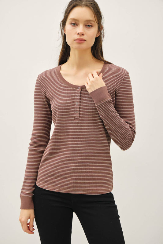 Snap Button Henley - 2 COLORS