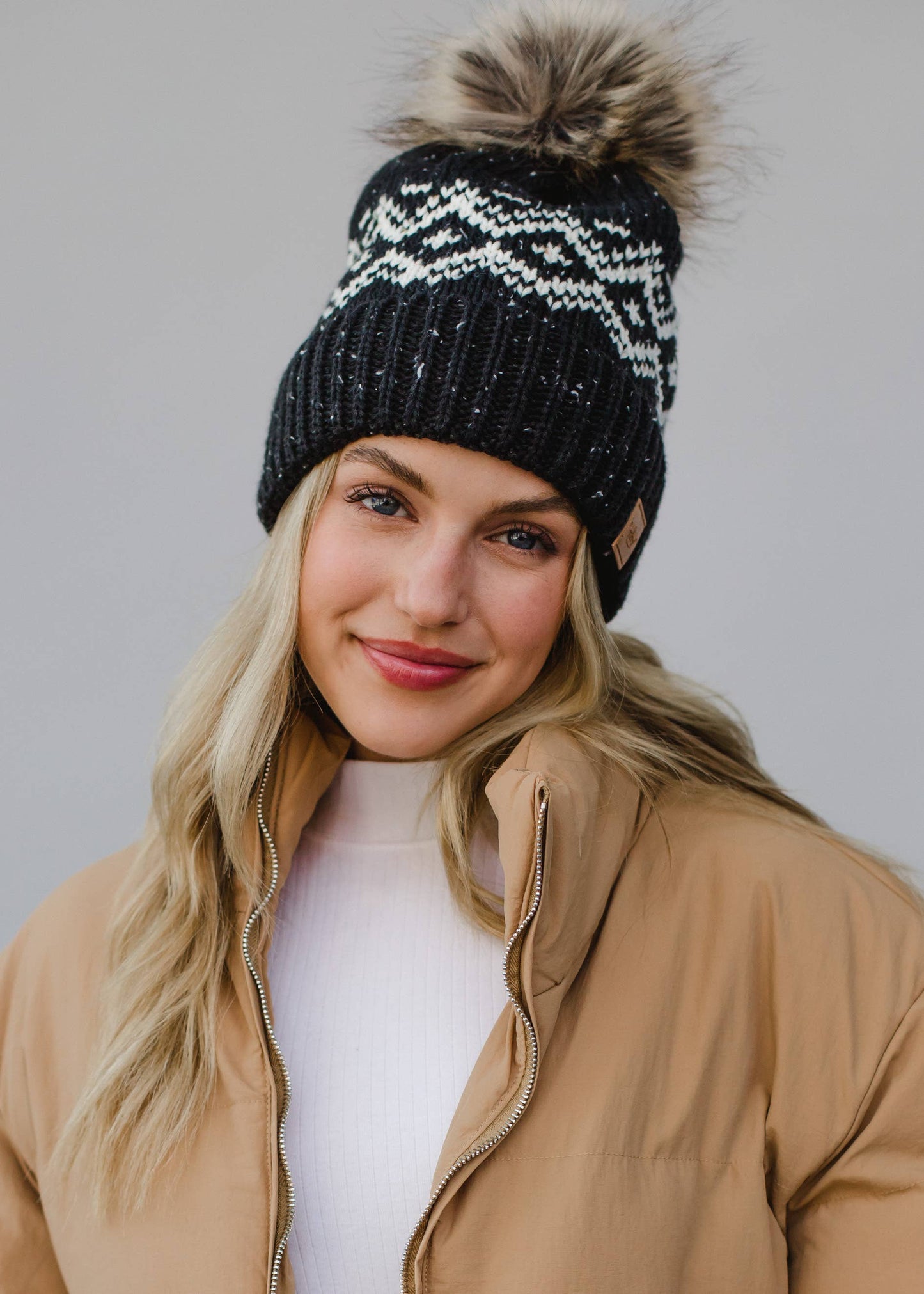 Black & White Speckled Pattern Pom Hat