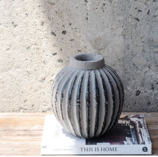 Robbie Cement Vase