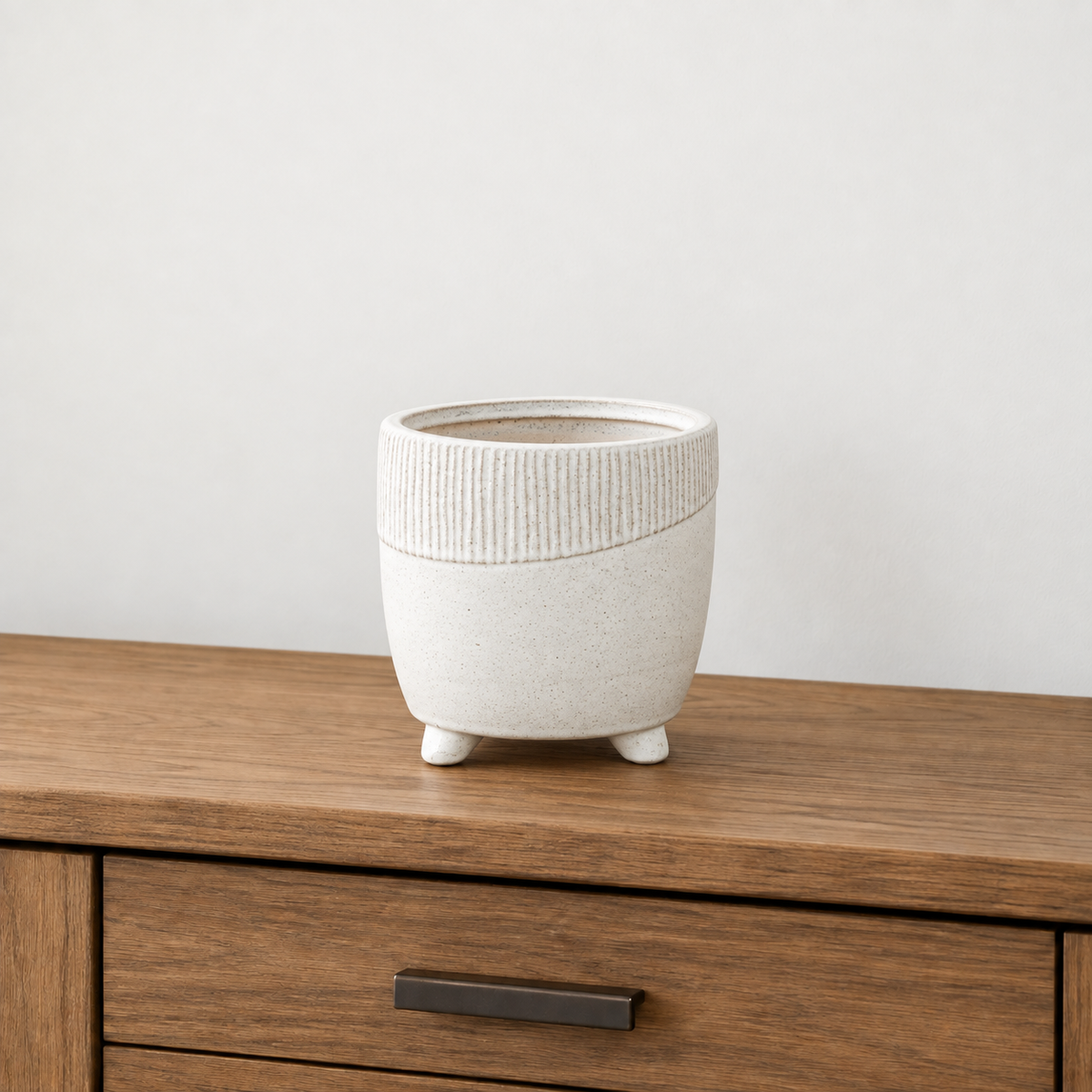 Bella White Planter