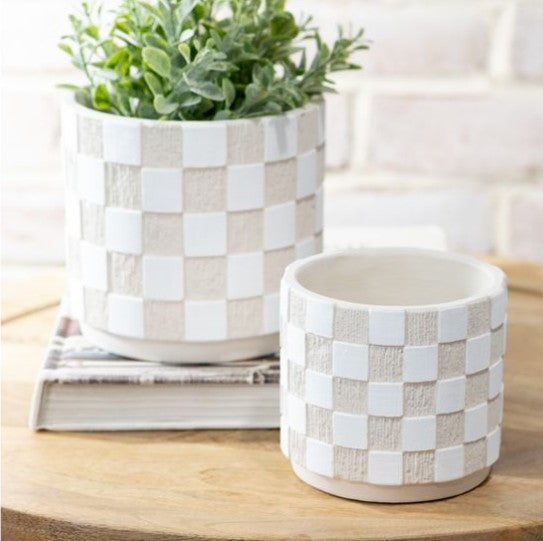 Check Pattern Planter