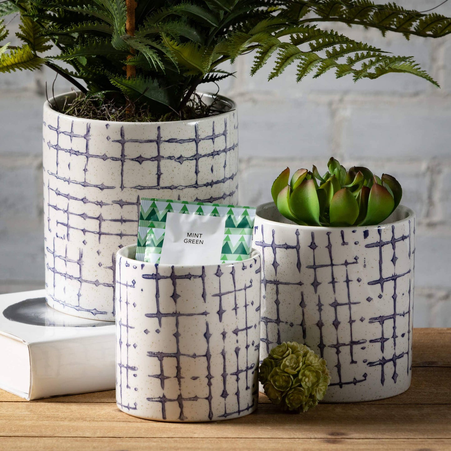 Hatch Pattern Planter
