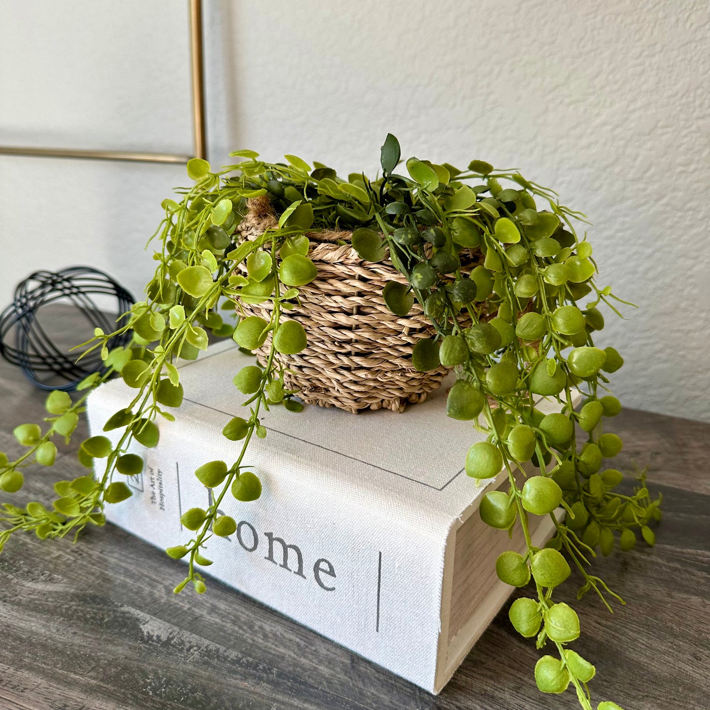 Baywood Hanging Basket