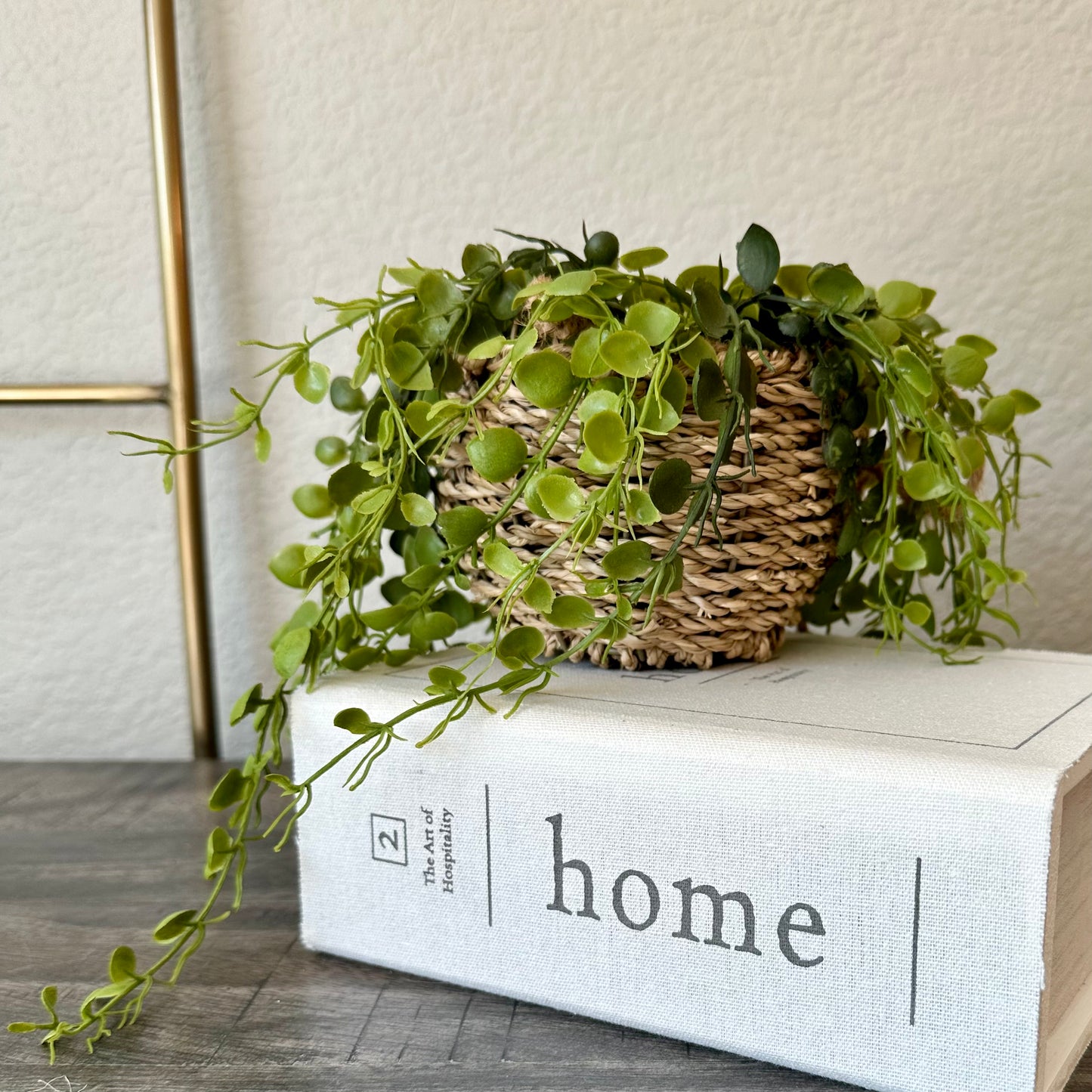 Baywood Hanging Basket