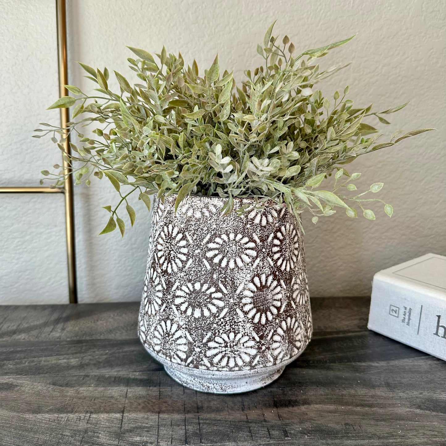 Ari Metal Planter