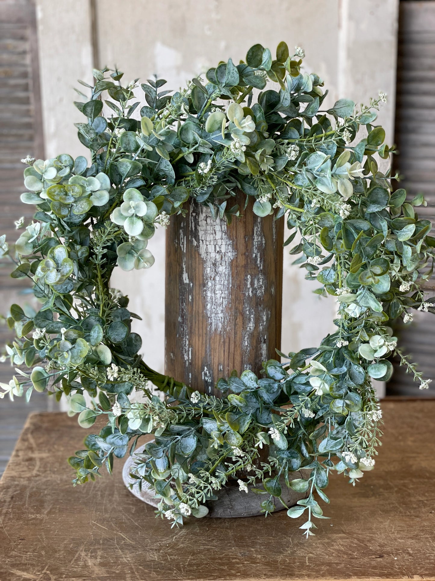 Alder Eucalyptus Wreath