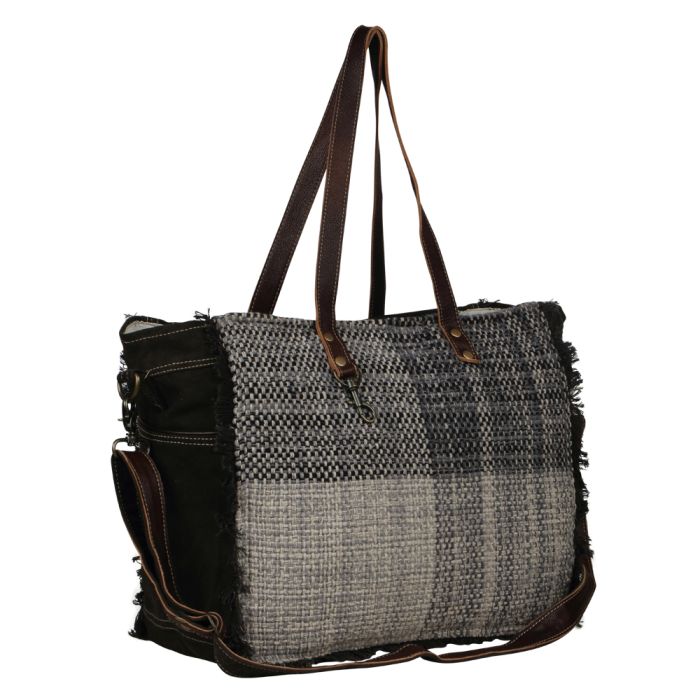Easton Weekender