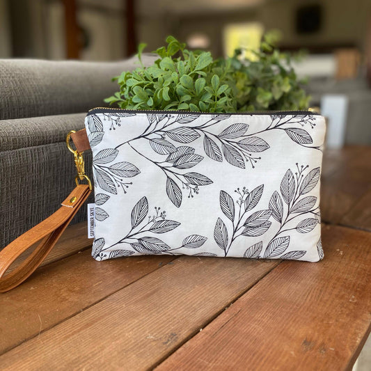 Leaf Pattern Wristlet