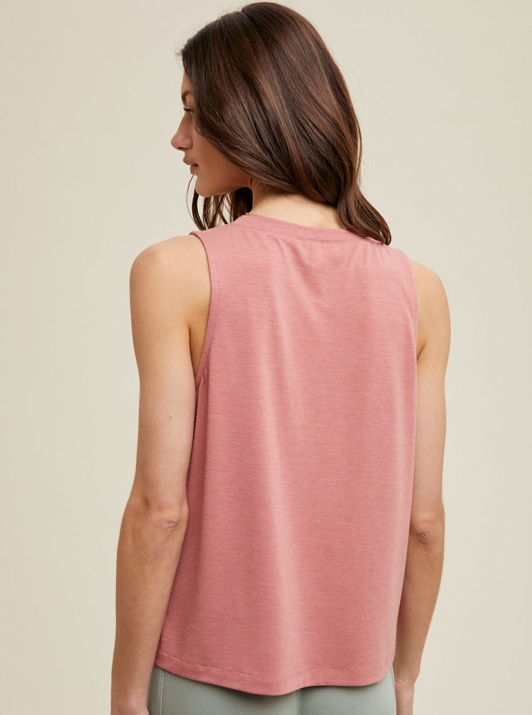 Reeva Pocket Tank