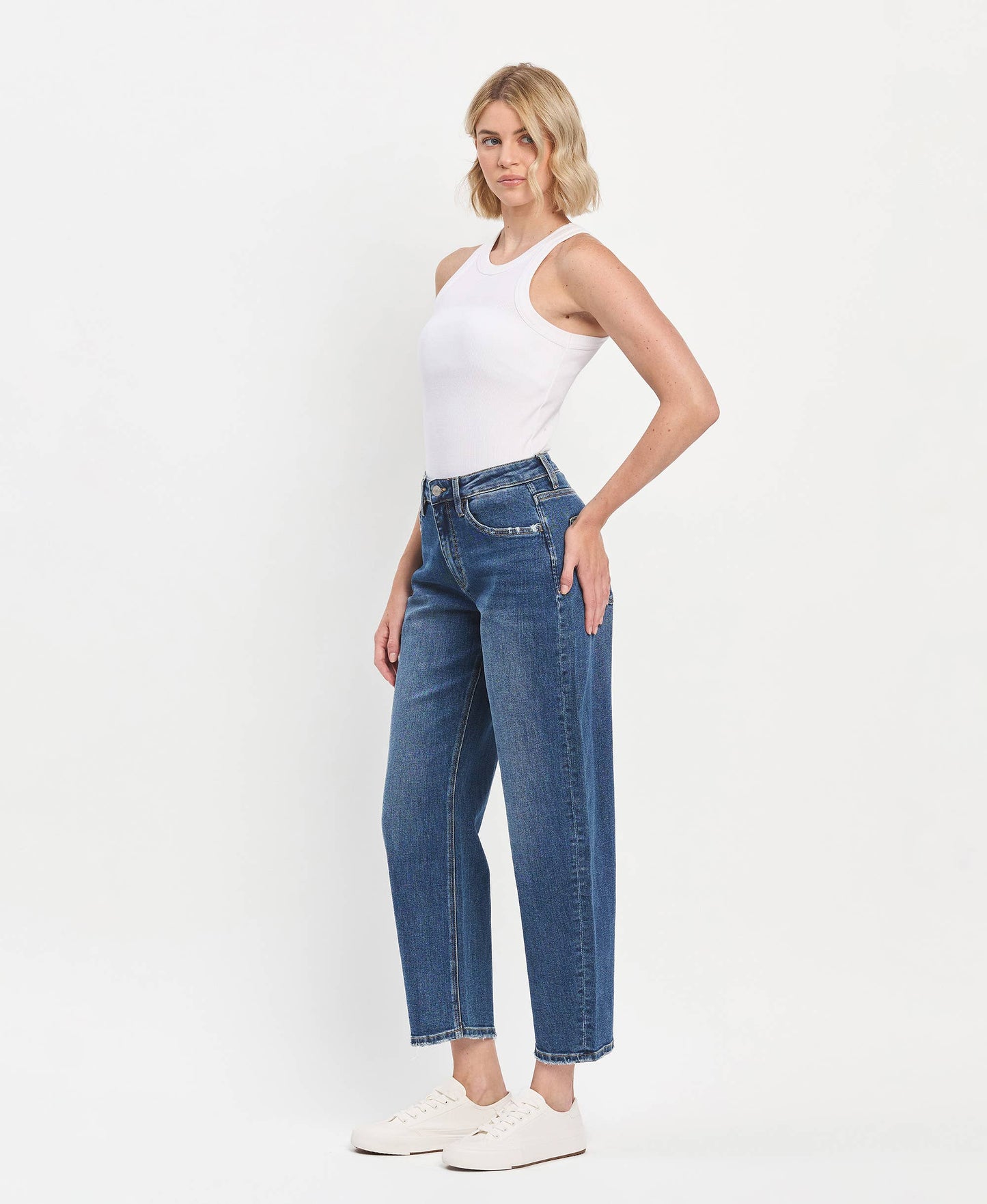Sonia Barrel Jeans