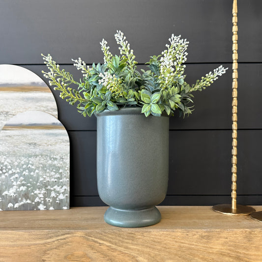 Ryanne Vase