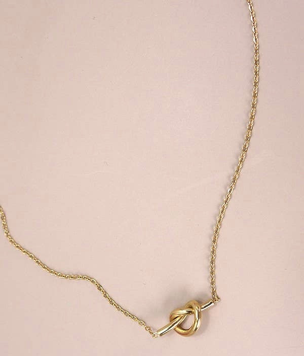 Toby Knot Necklace