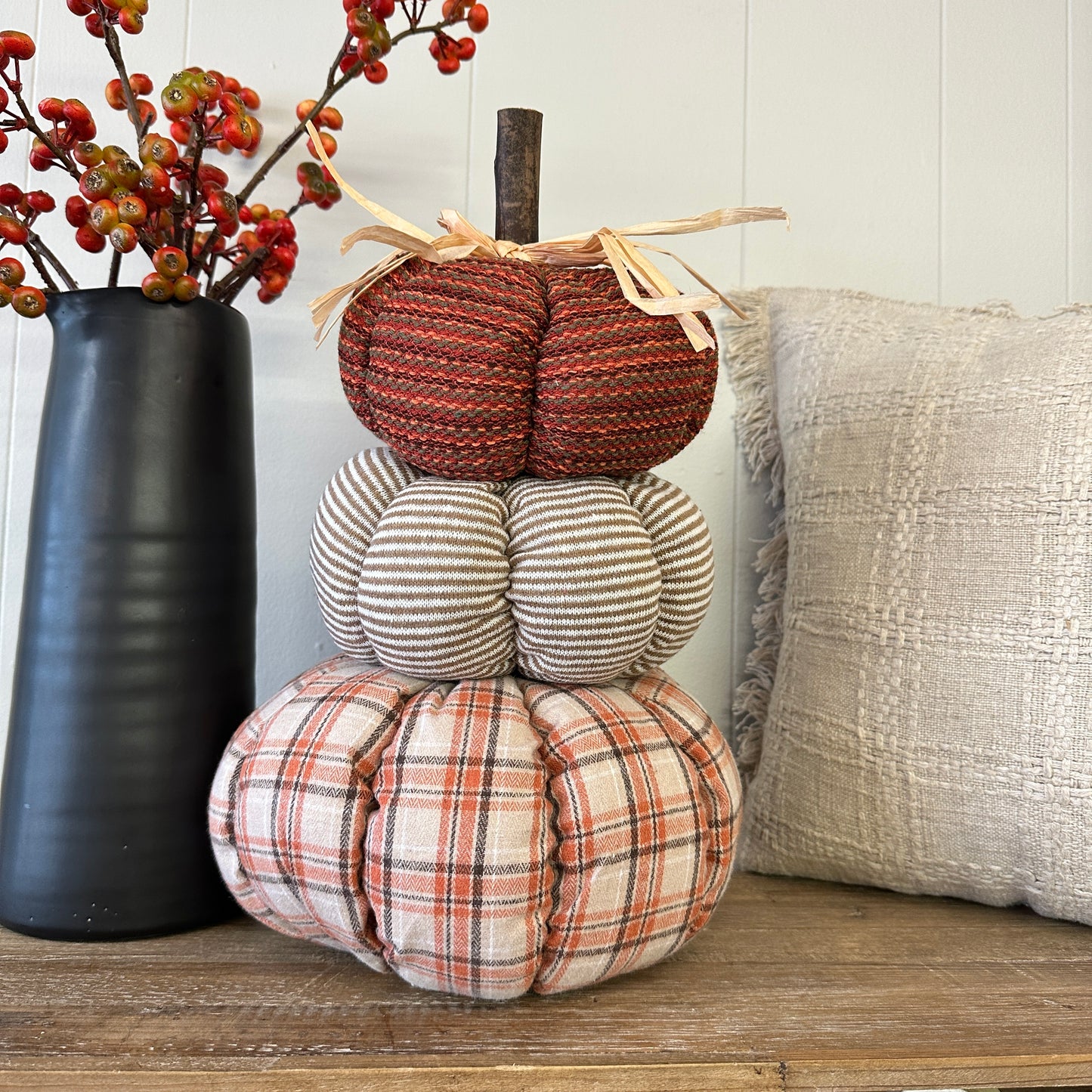 Plush Pumpkin Stack