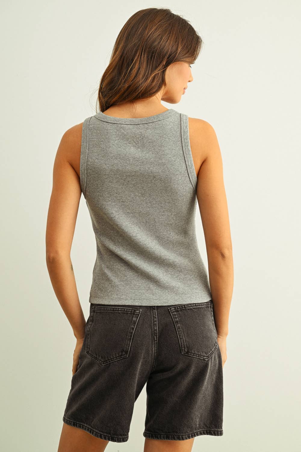 Allora Button Tank