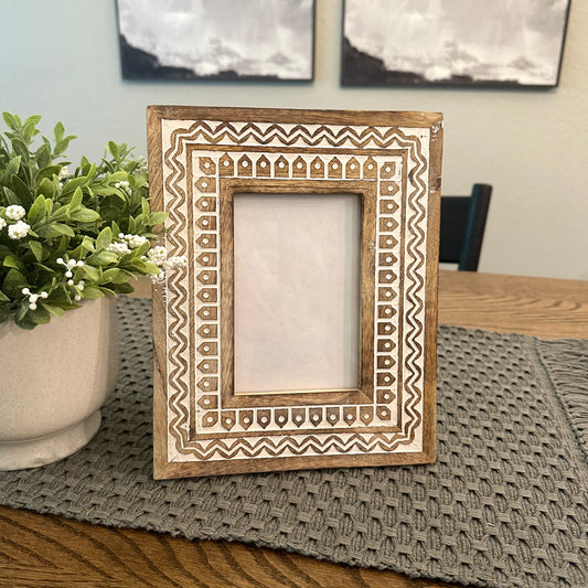 Lorati Picture Frame