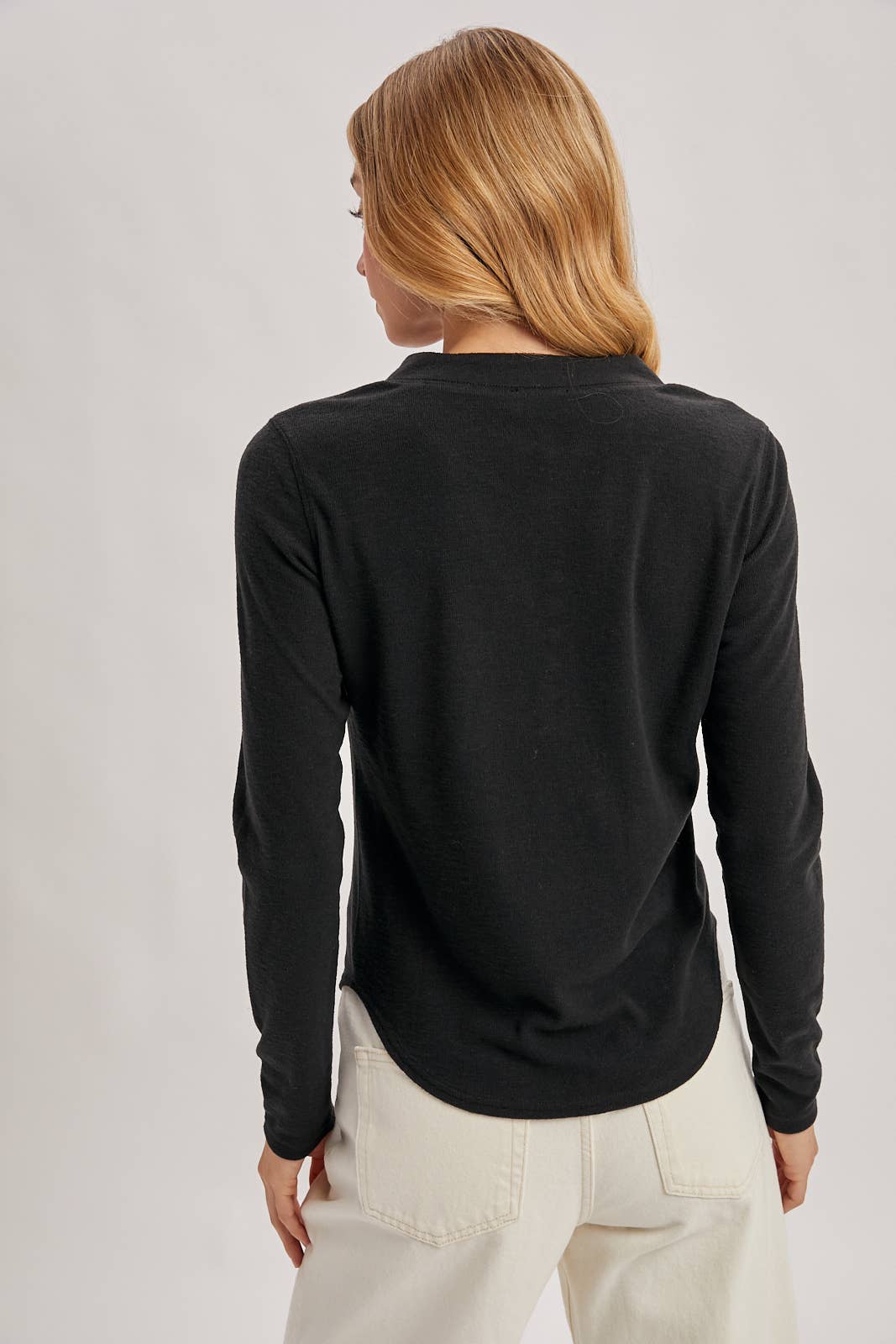 Ameila Long Sleeve Henley