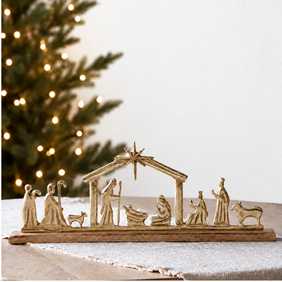Gold/Wood Nativity