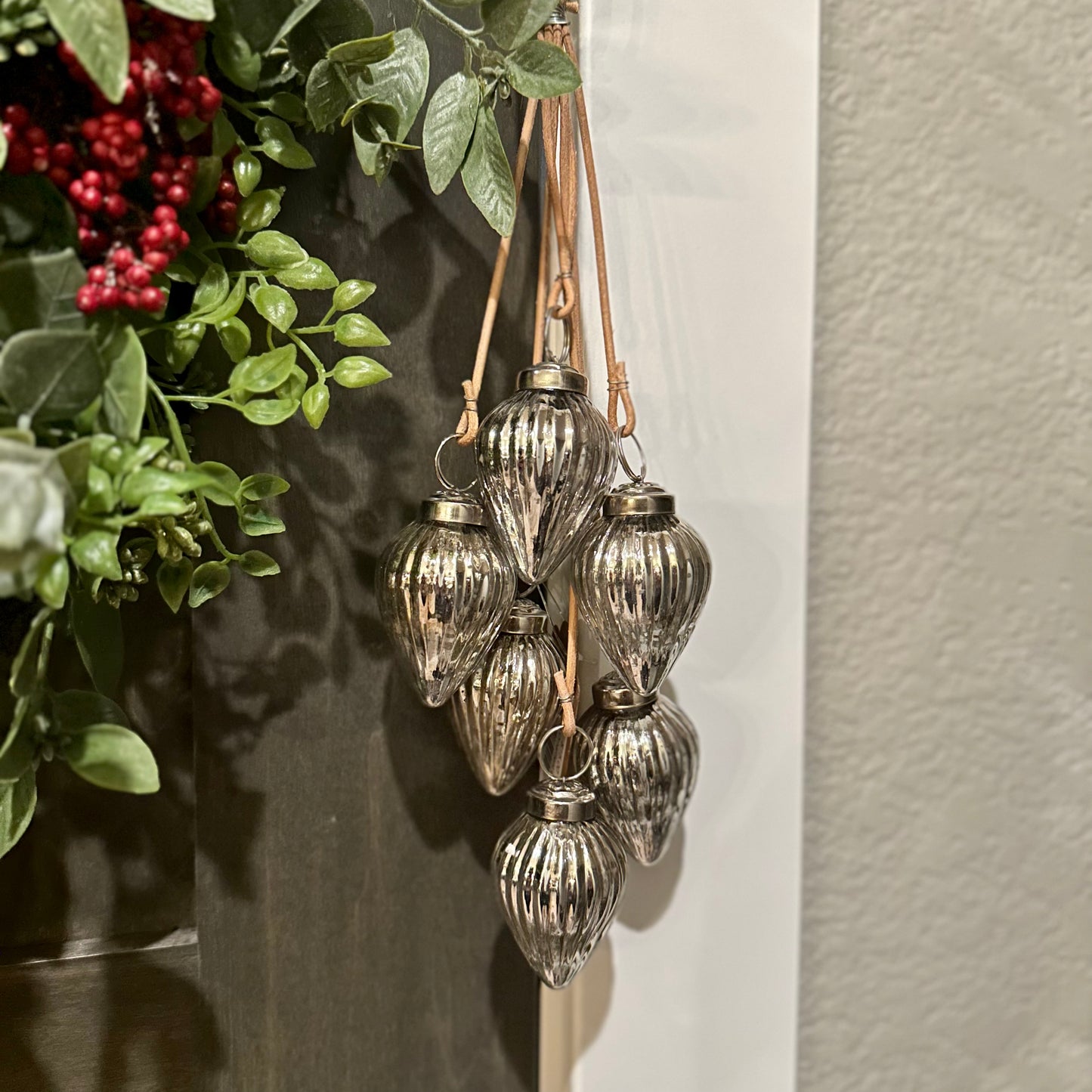 Hanging Ornament Cluster