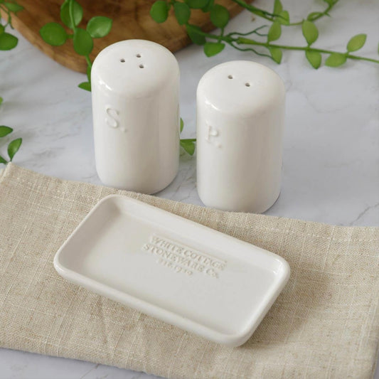 Salt/Pepper Shaker Set