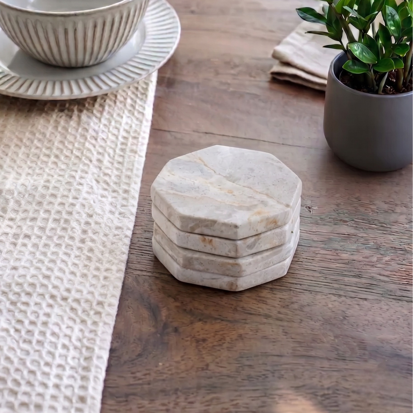 S/4 Beige Marble Coasters