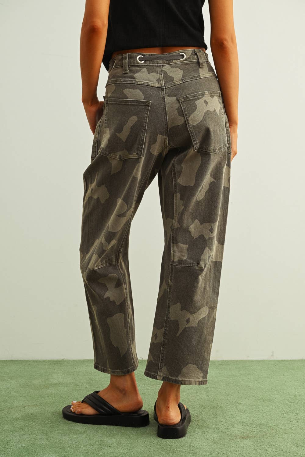 Camo Barrel Jeans
