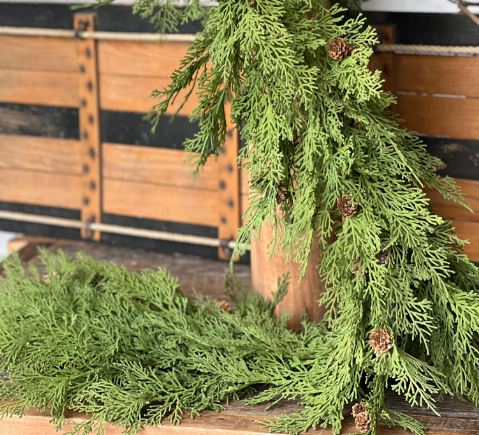 6' Hemlock Garland